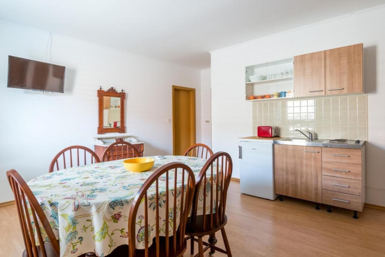 Mengula Apartment